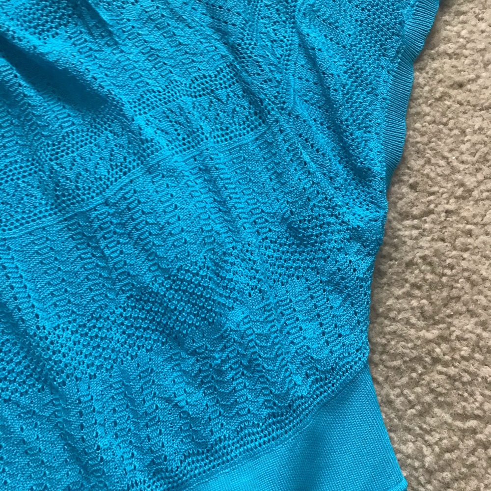 Turquoise Top - Picture 5 of 8